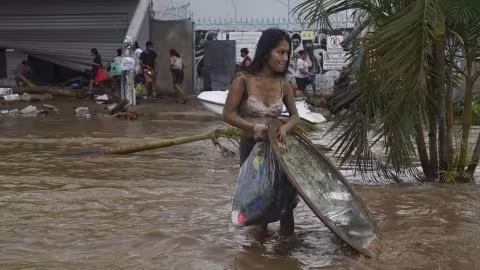 Au Mexique, Acapulco dévastée et coupée du monde après le passage de l’ouragan Otis