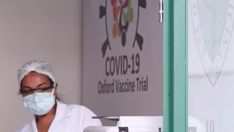 Un participant aux essais cliniques du vaccin anti-Covid d’AstraZeneca est décédé