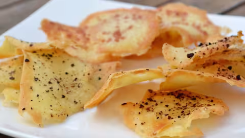 Recette : Chips de blancs d’oeufs aux épices