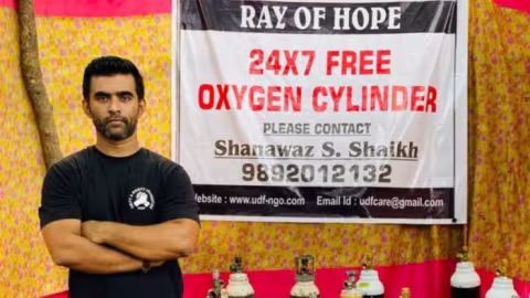 Solidarité : Shahnawaz vend sa voiture pour donner gratuitement de l’oxygène à des patients Covid