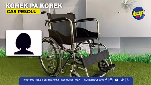 Grâce à un appel à la générosité lancé sur Top FM, Anita obtient un fauteuil roulant pour sa mère souffrante