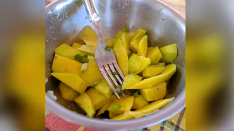 Recette : Comment fer ene bon konfi mangue et concombre à la mauricienne