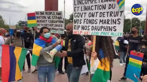 En marge de la marche citoyenne du samedi 29 août : des Mauriciens vivant en Suisse ont manifesté devant le siège de l’ONU à Genève cet après-midi